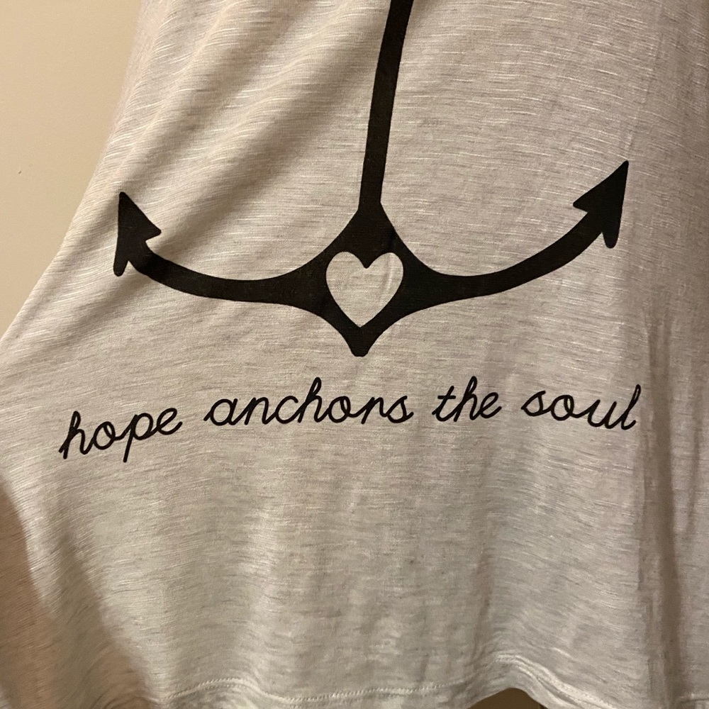 NWT Maurices Graphic T - Shirt - Picture 2 of 11